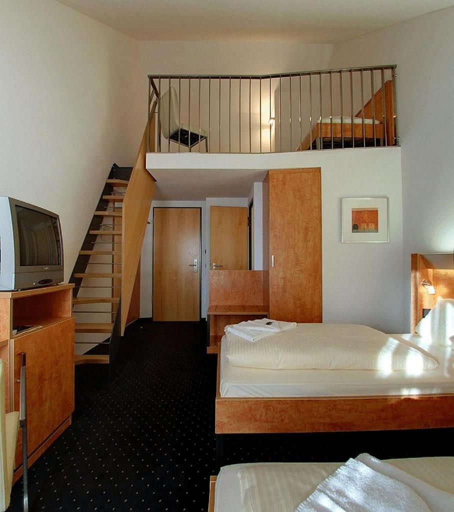 Hotel Gasthof Gross Bergkirchen  Zewnętrze zdjęcie